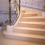 Staircase in polished ?Estremoz Light? with balustrade.